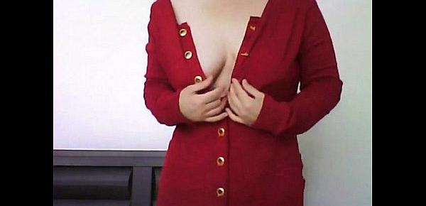  Beautiful lady in red, chat with her at lovelygirlsoncam.com
